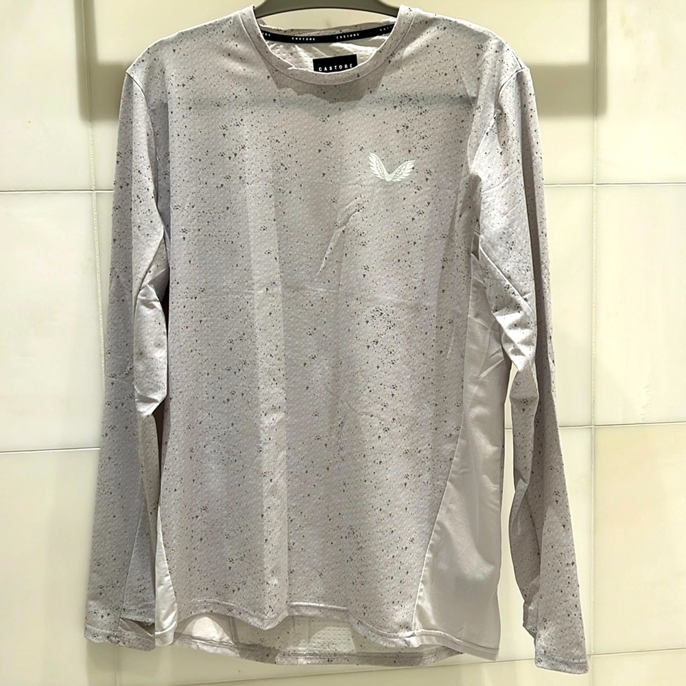 Castore Long Sleeve Men’s Athletic Shirt. Size Small